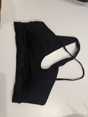 P’TULA Black Sports Bra Crop Top Stretchy Minimal Gym Activewear